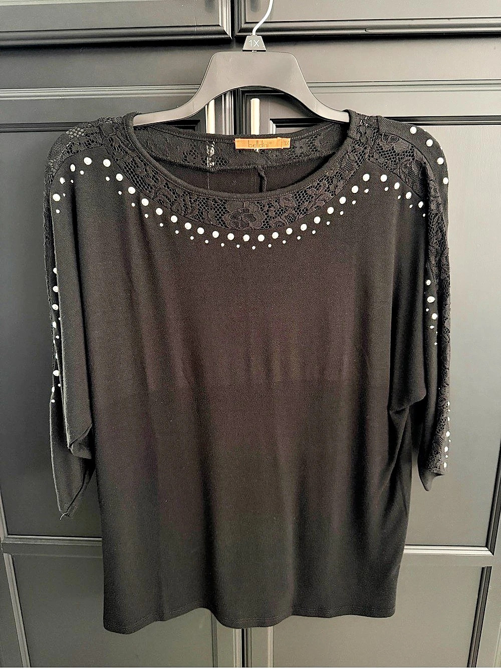 belldini Embellished Lace Tunic in Black XL Like New